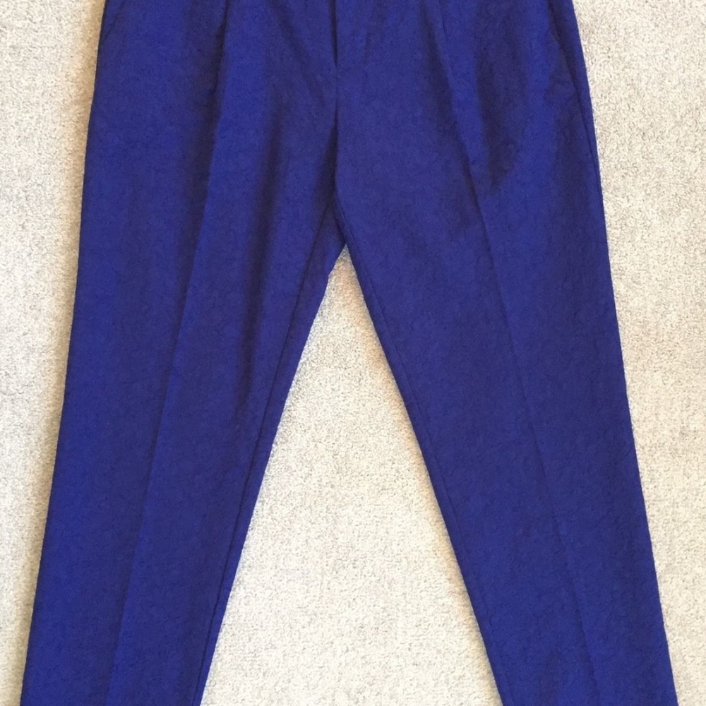 BANANA REPUBLIC AVERY NAVY CROP PANTS 2 SHORT